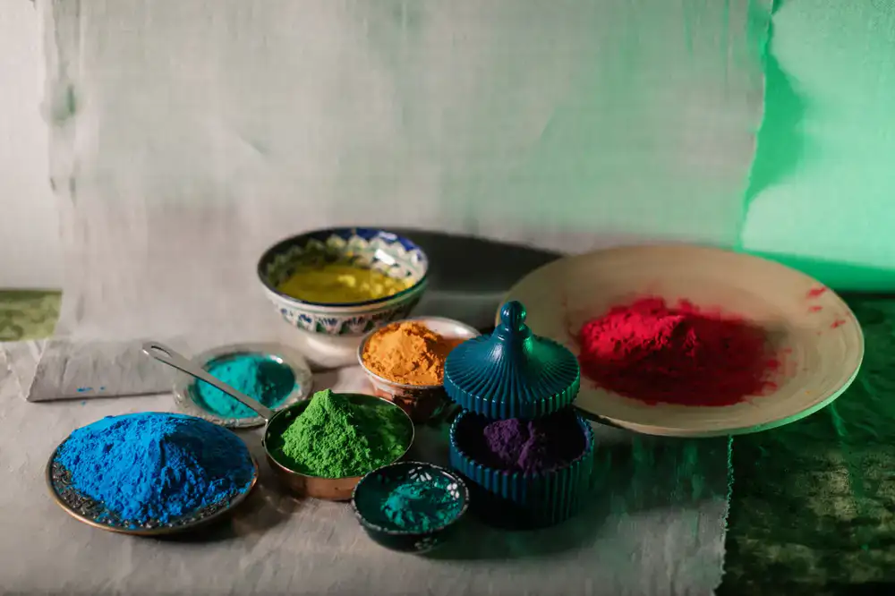 Vibrant cobalt blue pigment powder